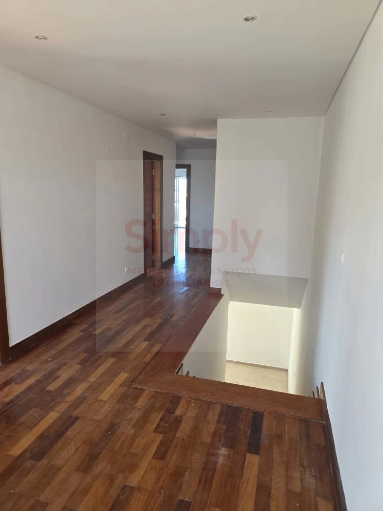 Moradia T4 para Venda em Alcabideche Foto 57