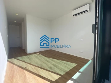 Apartamento T2 para Venda em Mafamude e Vilar do Paraíso