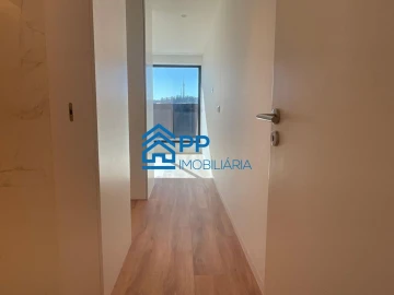 Apartamento T2 para Venda em Mafamude e Vilar do Paraíso