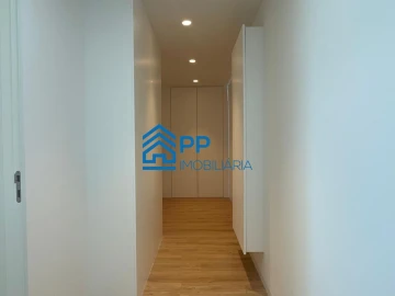 Apartamento T2 para Venda em Mafamude e Vilar do Paraíso