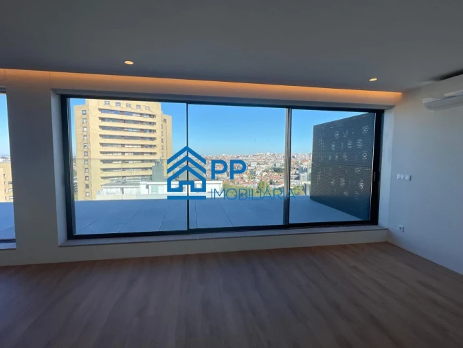 Apartamento T2 para Venda em Mafamude e Vilar do Paraíso Foto 3
