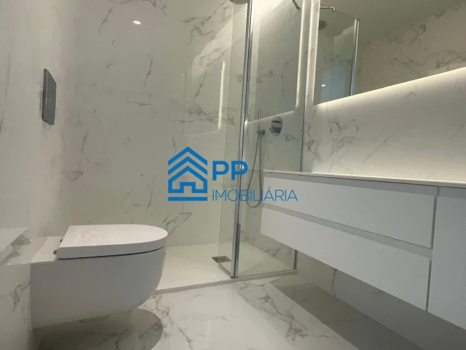 Apartamento T2 para Venda em Mafamude e Vilar do Paraíso Foto 26