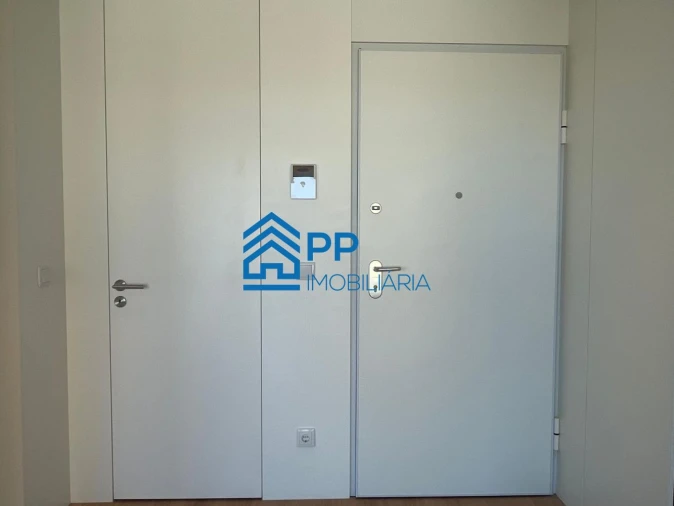 Apartamento T2 para Venda em Mafamude e Vilar do Paraíso Foto 16