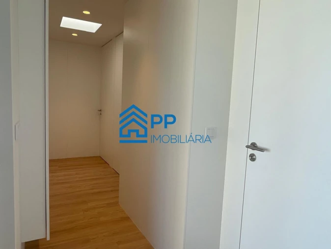 Apartamento T2 para Venda em Mafamude e Vilar do Paraíso Foto 17