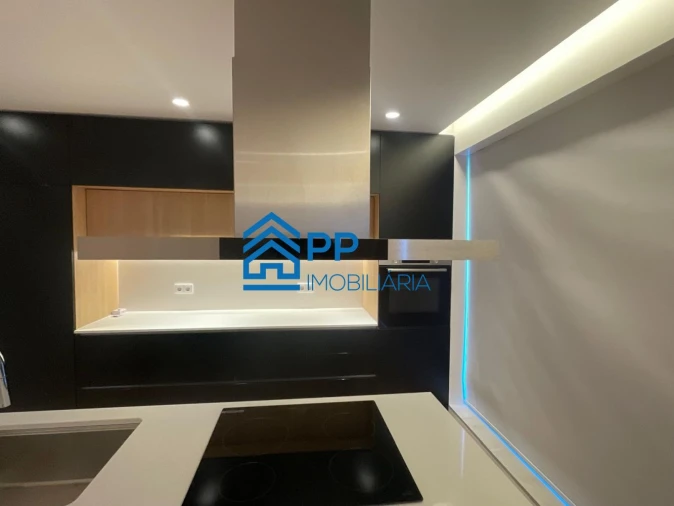 Apartamento T2 para Venda em Mafamude e Vilar do Paraíso Foto 6