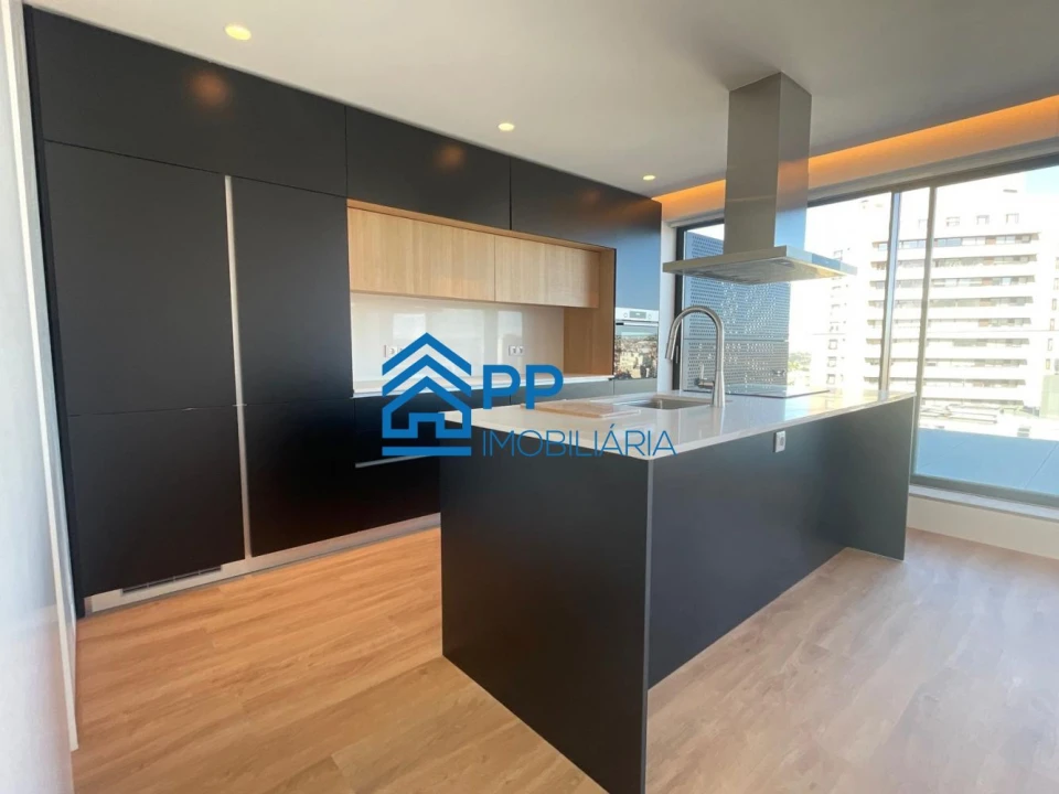 Apartamento T2 para Venda em Mafamude e Vilar do Paraíso Foto 5