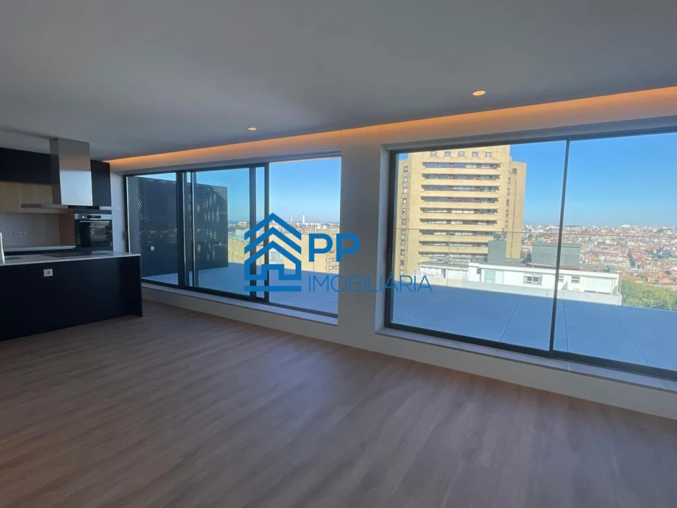 Apartamento T2 para Venda em Mafamude e Vilar do Paraíso Foto 2