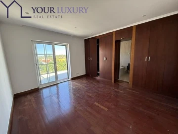 Moradia T4 para Venda em Alcabideche