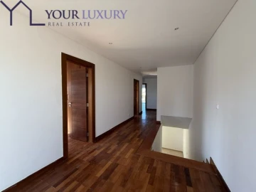 Moradia T4 para Venda em Alcabideche