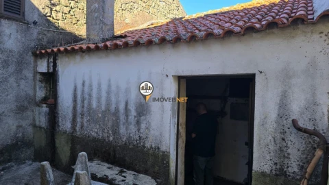 Moradia T1 para Venda em Aldeia do Bispo, Águas e Aldeia de João Pires