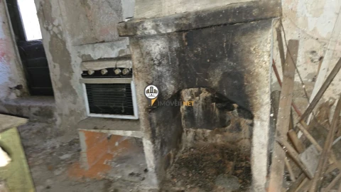 Moradia T1 para Venda em Aldeia do Bispo, Águas e Aldeia de João Pires