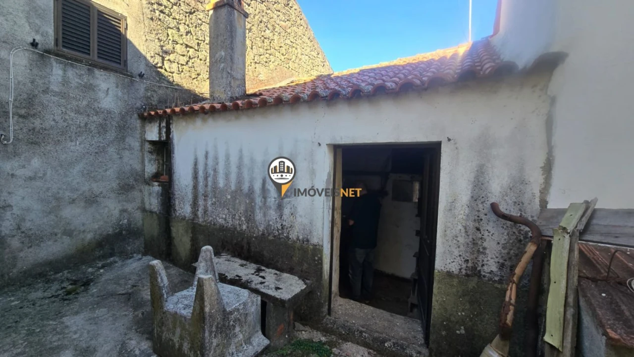 Moradia T1 para Venda em Aldeia do Bispo, Águas e Aldeia de João Pires Foto 2