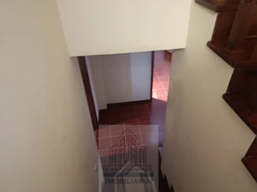 Moradia T7 para Venda em São João de Lourosa
