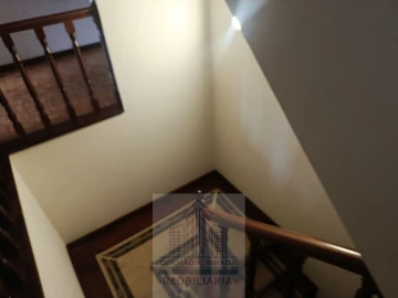 Moradia T7 para Venda em São João de Lourosa