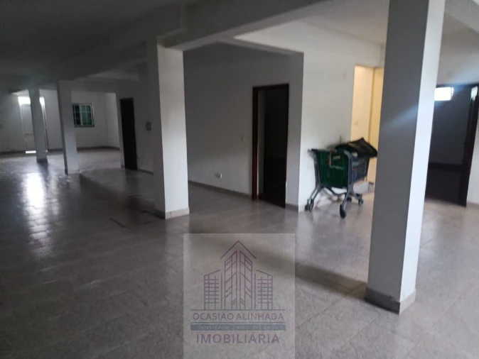 Moradia T7 para Venda em São João de Lourosa Foto 48