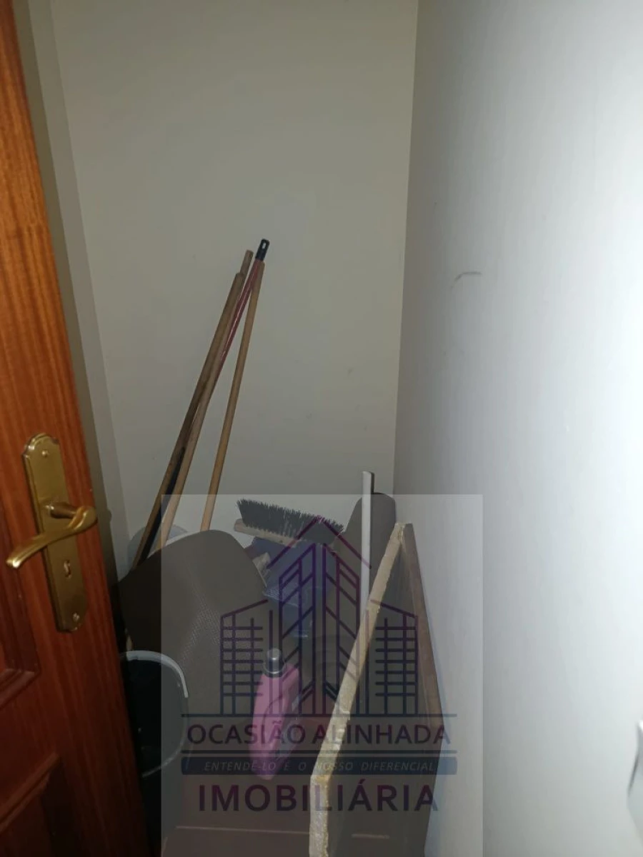 Moradia T7 para Venda em São João de Lourosa Foto 13