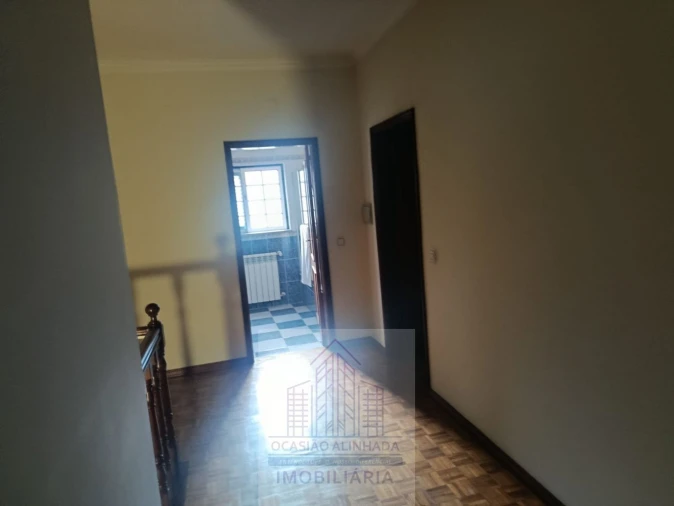 Moradia T7 para Venda em São João de Lourosa Foto 39