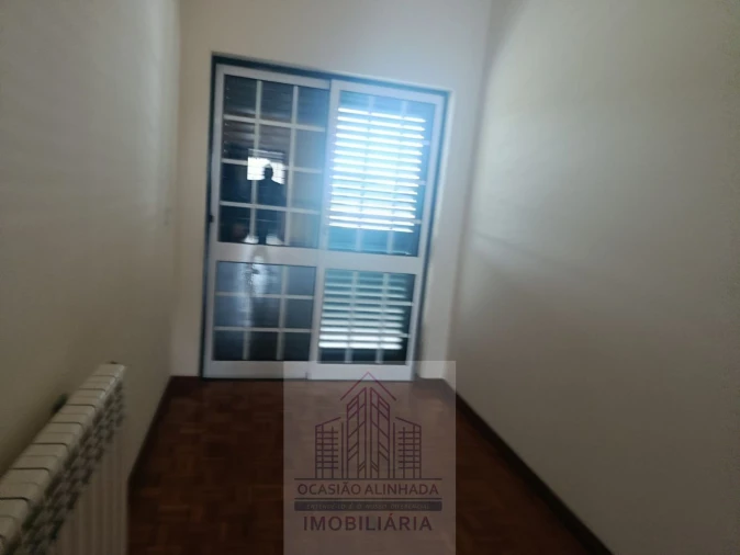 Moradia T7 para Venda em São João de Lourosa Foto 28