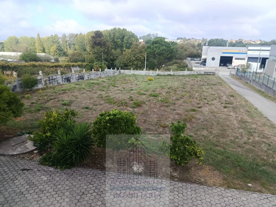 Moradia T7 para Venda em São João de Lourosa Foto 56
