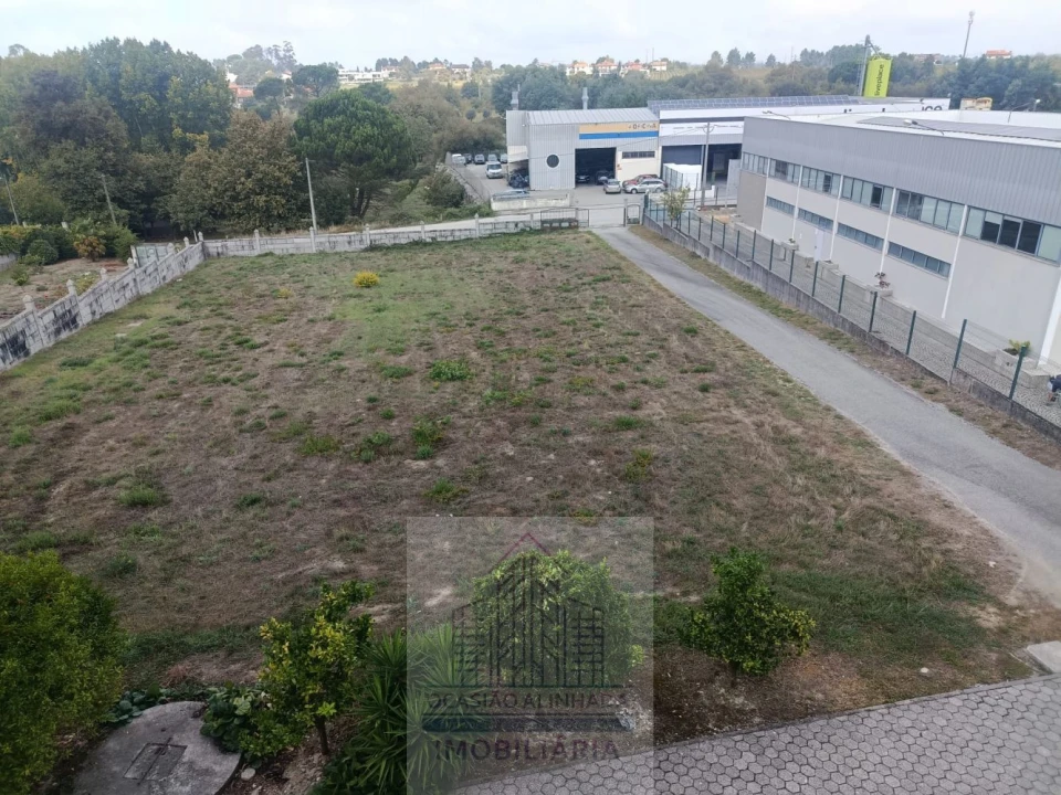 Moradia T7 para Venda em São João de Lourosa Foto 35