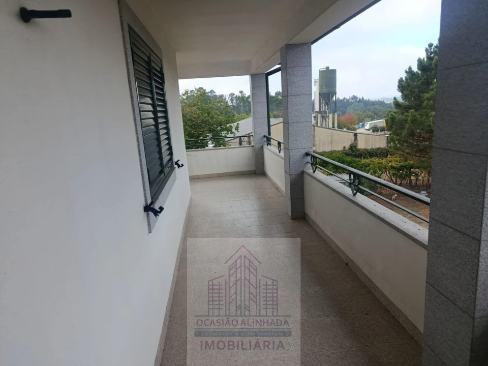 Moradia T7 para Venda em São João de Lourosa Foto 29