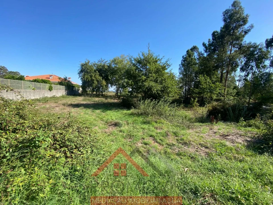 Terreno para Venda em Eiriz Foto 6