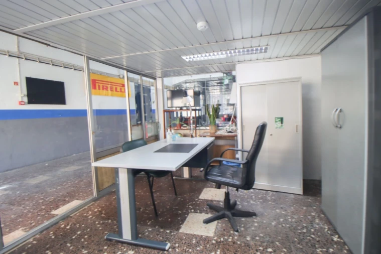 Loja para Arrendamento em Alto do Seixalinho, Santo André e Verderena Foto 3
