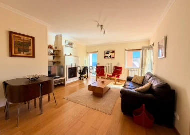 Apartamento T2 para Venda em Sesimbra (Santiago)
