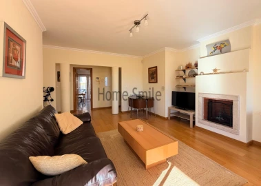 Apartamento T2 para Venda em Sesimbra (Santiago)