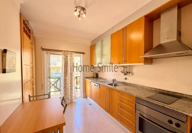 Apartamento T2 para Venda em Sesimbra (Santiago)
