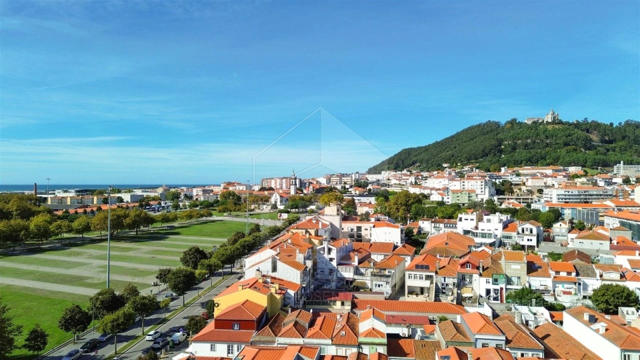 Moradia T1 para Venda em Santa Maria Maior e Monserrate e Meadela Foto 2