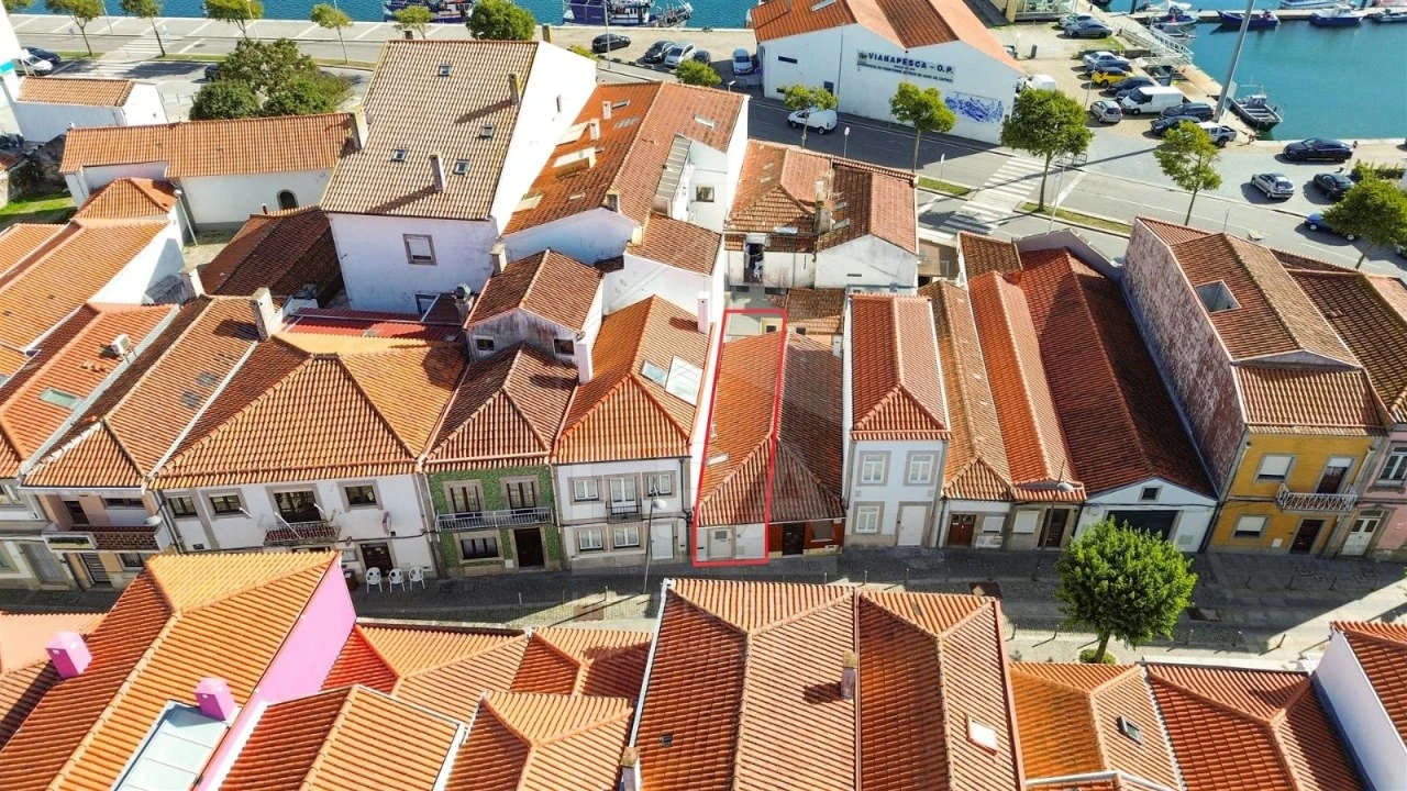 Moradia T1 para Venda em Santa Maria Maior e Monserrate e Meadela Foto 3