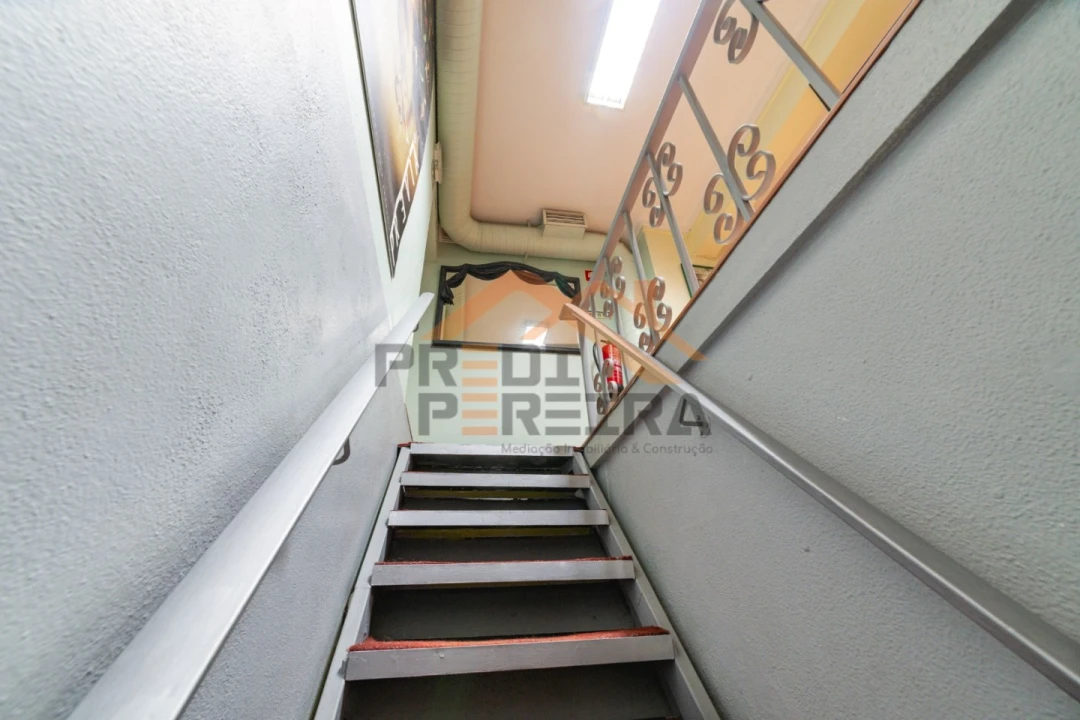 Armazém para Venda em Odivelas Foto 8