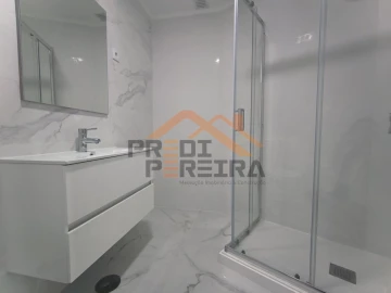 Apartamento T3 para Venda em Odivelas