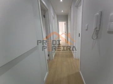 Apartamento T3 para Venda em Odivelas