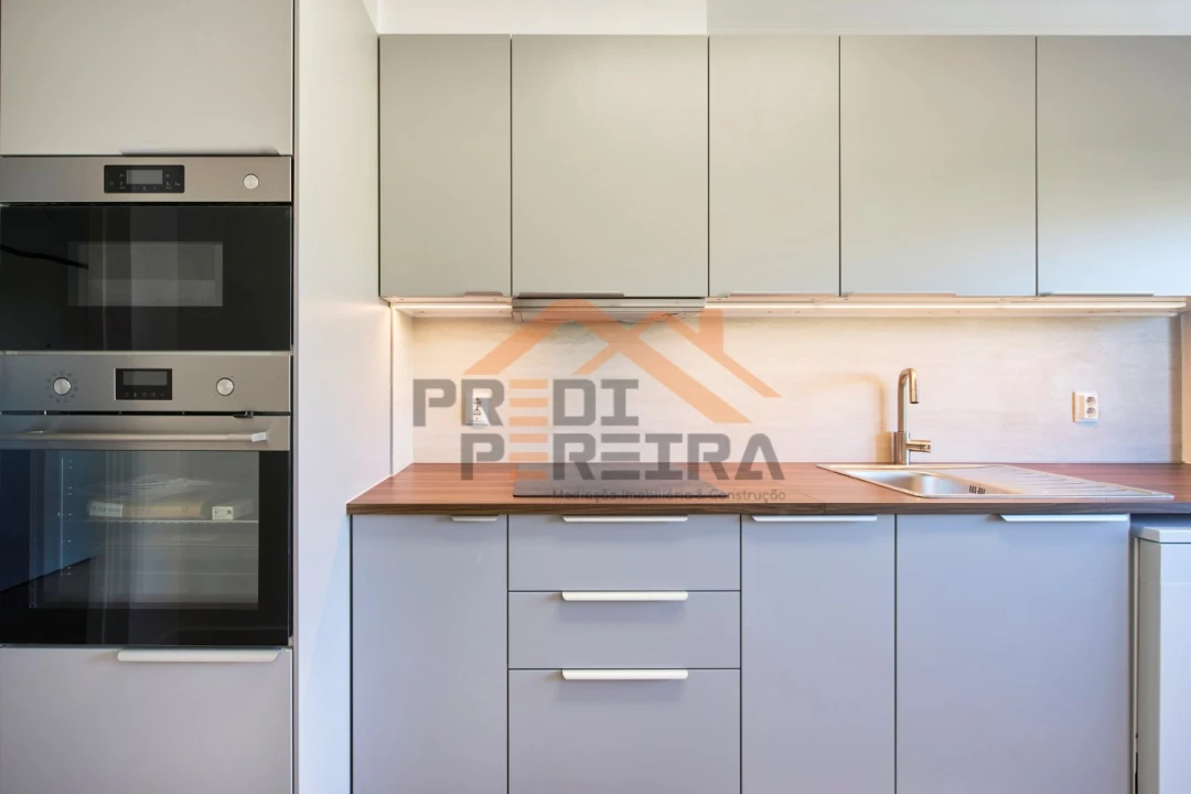Apartamento T3 para Venda em Odivelas Foto 4