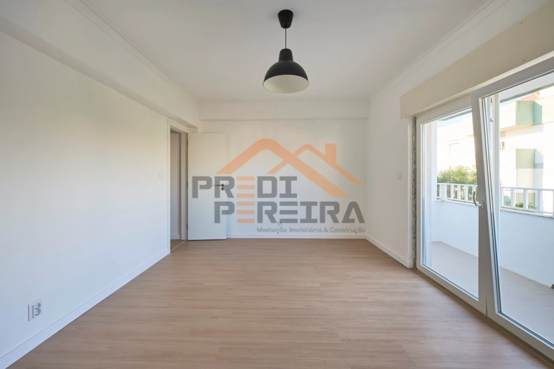 Apartamento T3 para Venda em Odivelas Foto 20