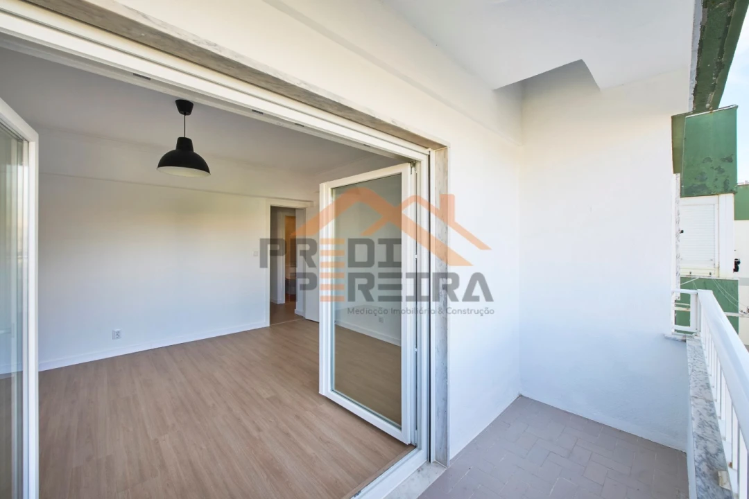 Apartamento T3 para Venda em Odivelas Foto 27