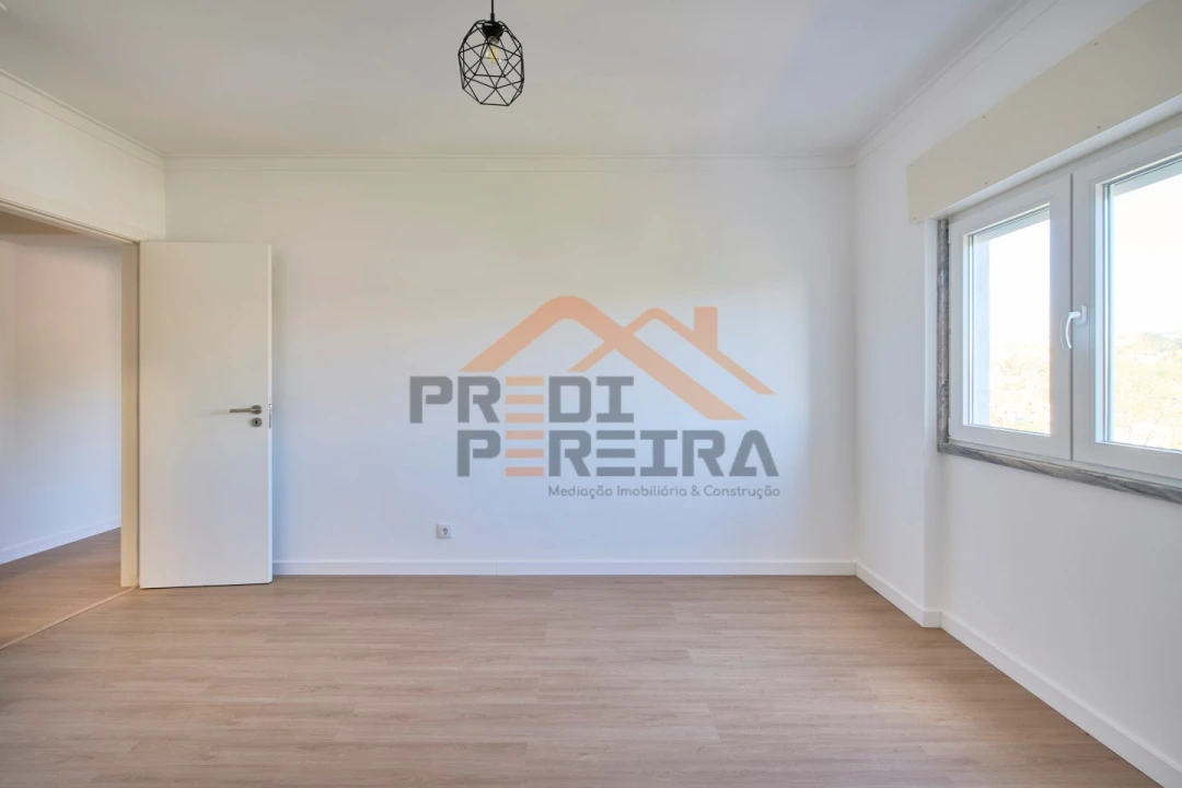 Apartamento T3 para Venda em Odivelas Foto 41