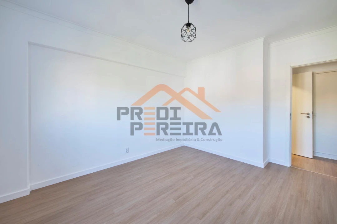 Apartamento T3 para Venda em Odivelas Foto 43