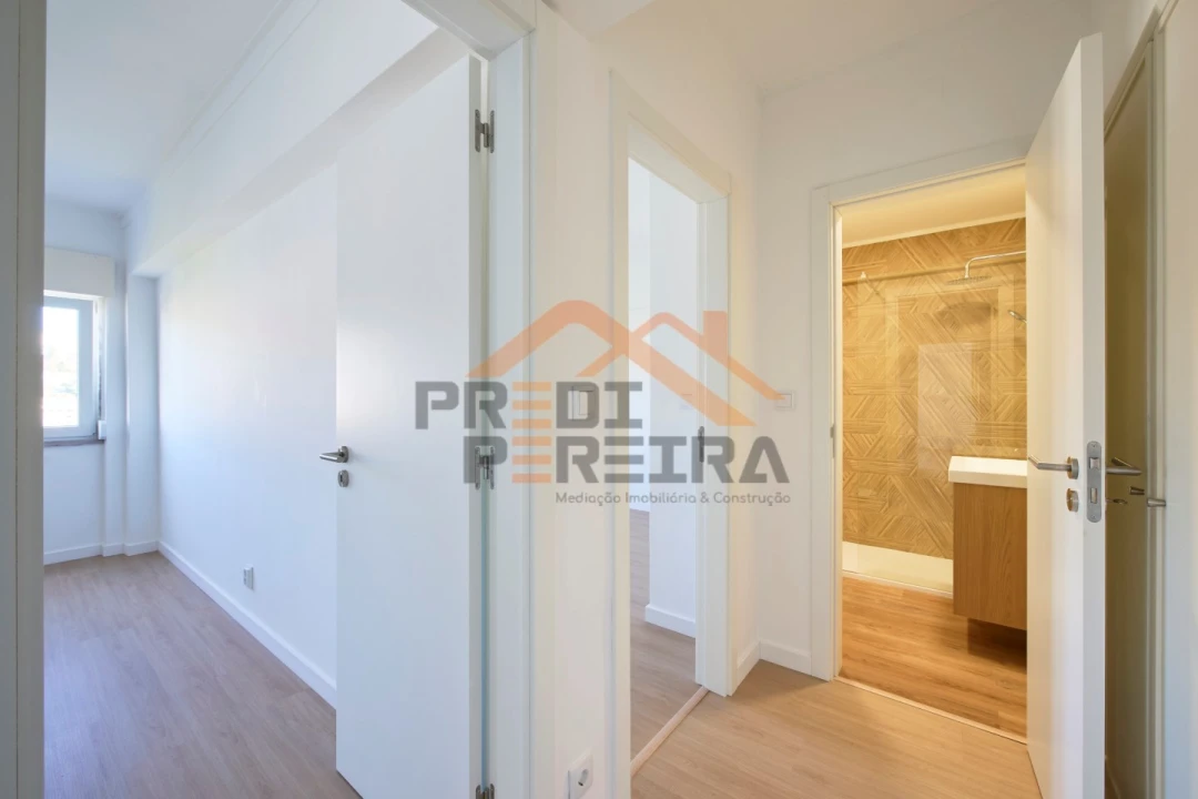Apartamento T3 para Venda em Odivelas Foto 49