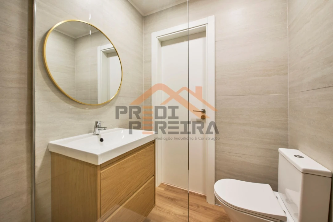 Apartamento T3 para Venda em Odivelas Foto 54