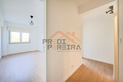 Apartamento T3 para Venda em Odivelas