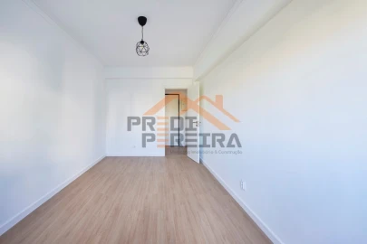 Apartamento T3 para Venda em Odivelas