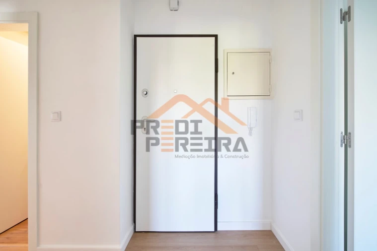 Apartamento T3 para Venda em Odivelas Foto 17
