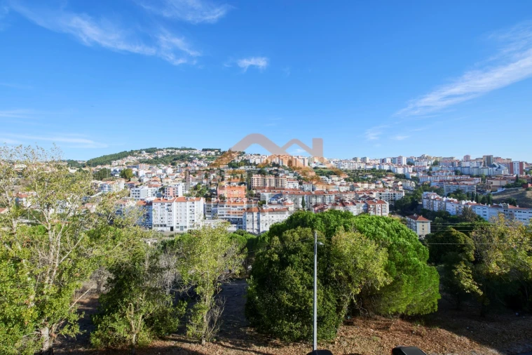 Apartamento T3 para Venda em Odivelas Foto 45