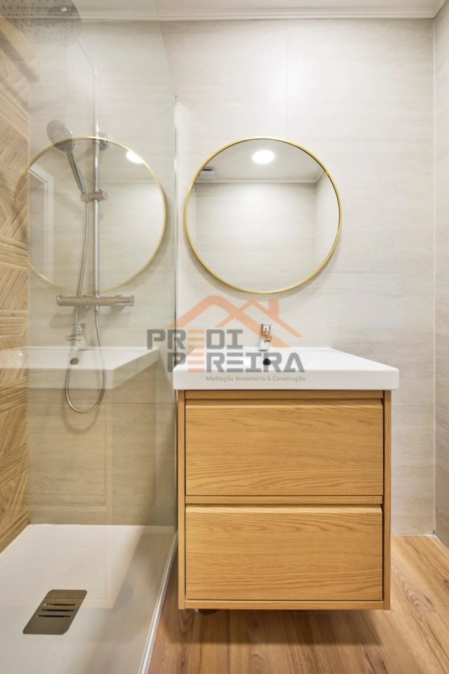Apartamento T3 para Venda em Odivelas Foto 52