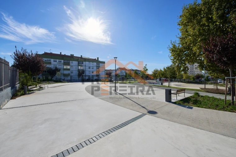 Apartamento T3 para Venda em Odivelas Foto 57