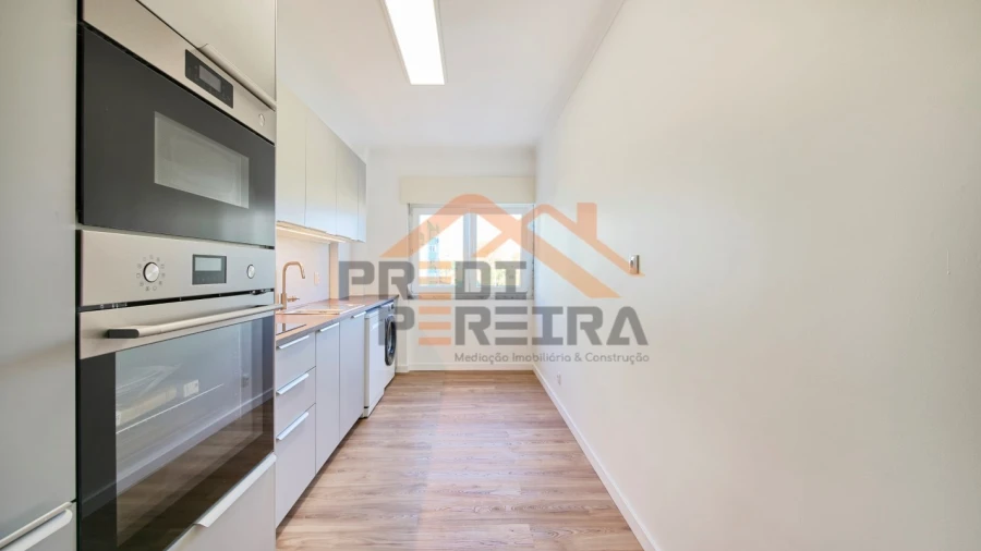 Apartamento T3 para Venda em Odivelas