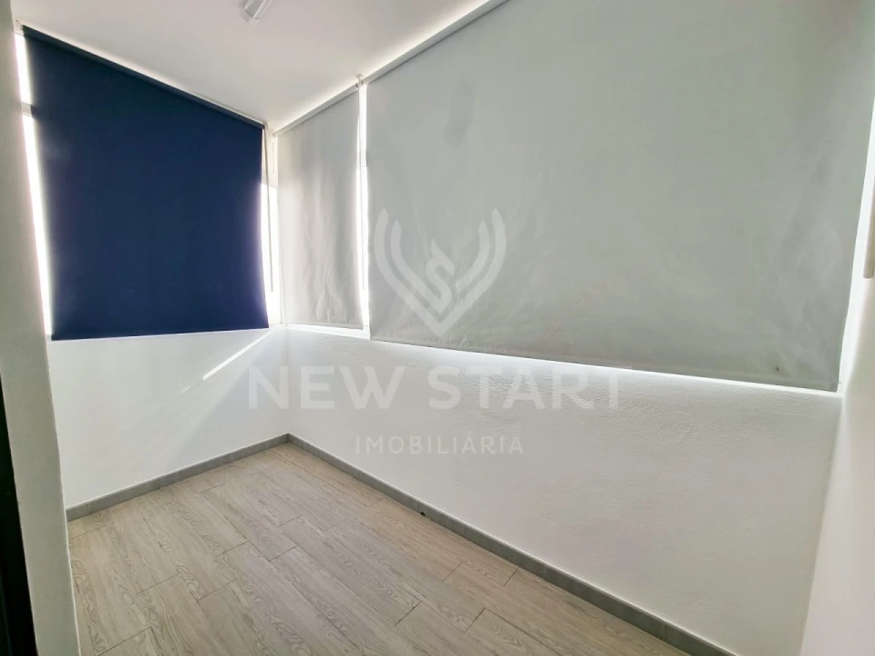 Apartamento T3 para Venda em Olhão Foto 24